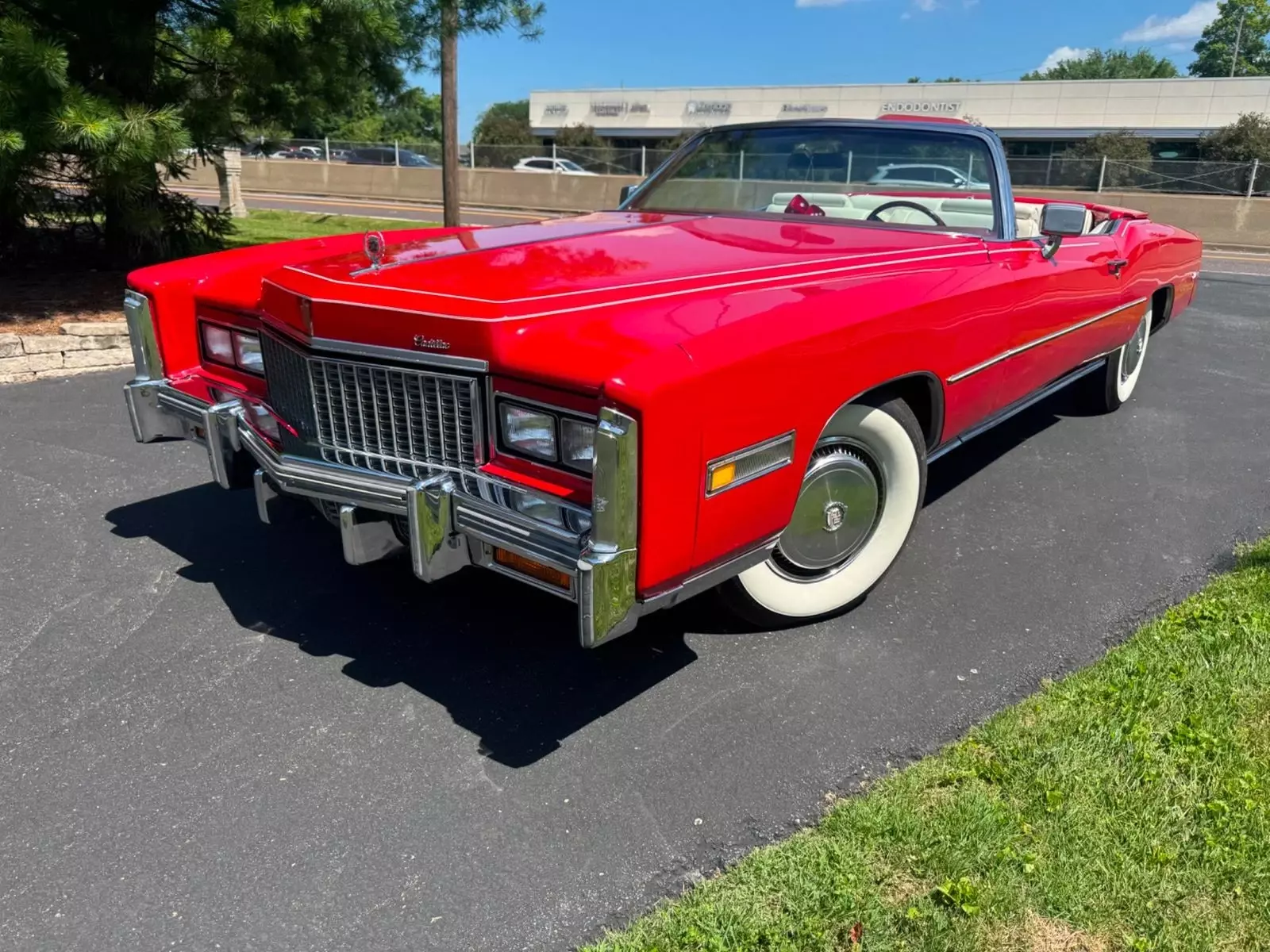 1976 CADILLAC ELDORADO CONVERTIBLE - photo 2