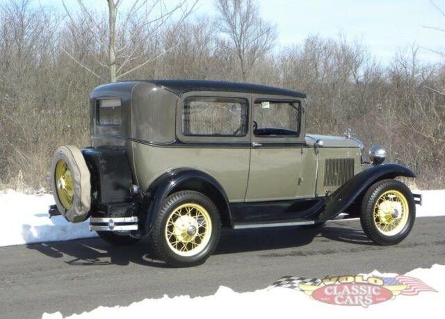 1931 Ford Model A Tudor - photo 3