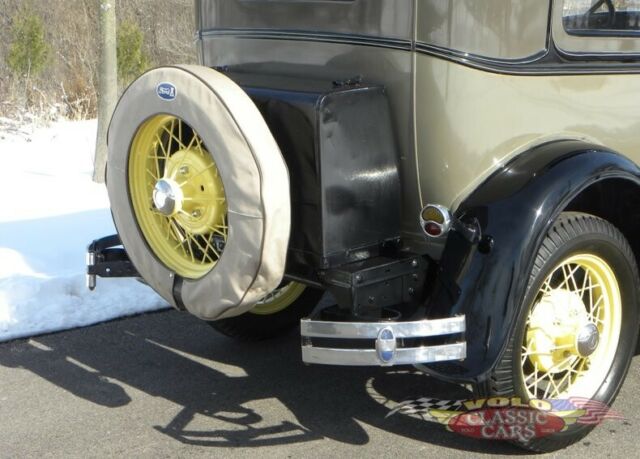 1931 Ford Model A Tudor - photo 4