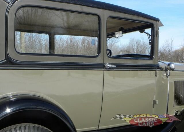 1931 Ford Model A Tudor - photo 6