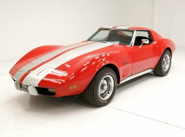 Recent Paint/Newly Replaced Parts/350ci V8/Clean Shiny Engine 1976 Chevrolet Corvette Coupe
