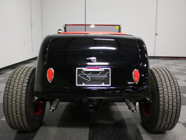 1932 Ford Roadster - photo 4