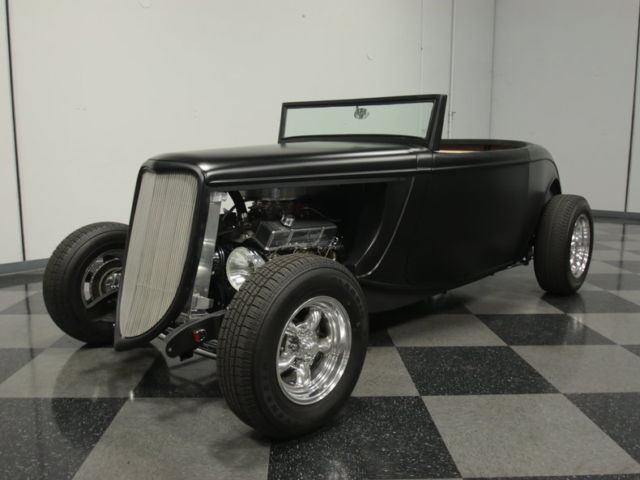 RECENTLY COMPLETED '34, PETE & JAKE CHASSIS, CRATE 350 V8, 700 R4, 4-DISC BRAKES 1934 Ford Cabriolet