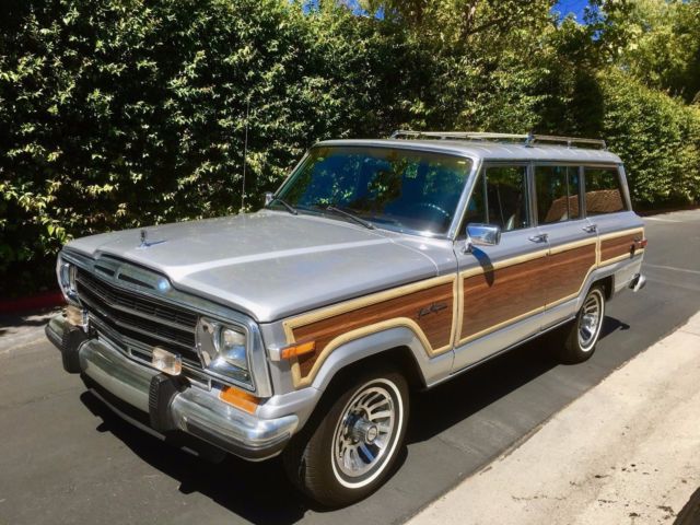 Recently Restored Daily Driver 1989 Jeep Wagoneer