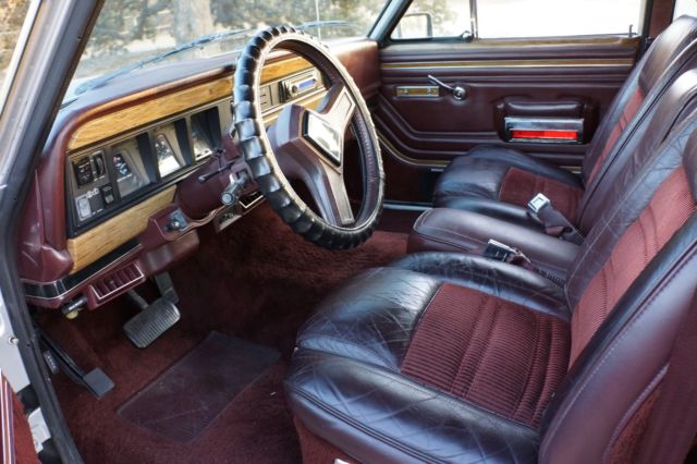 1989 Jeep Wagoneer - photo 12