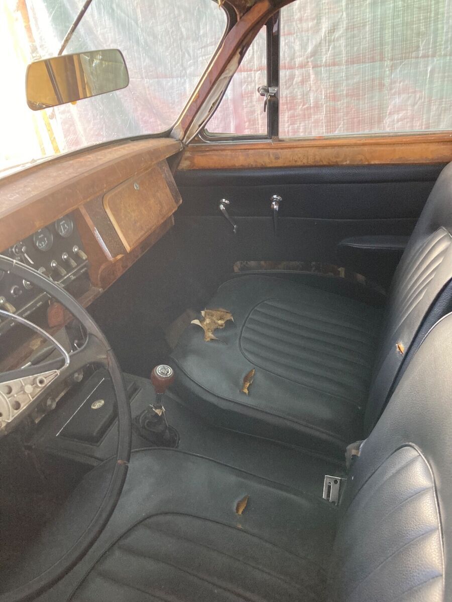 1960 Jaguar MK II Needs finishing - photo 11