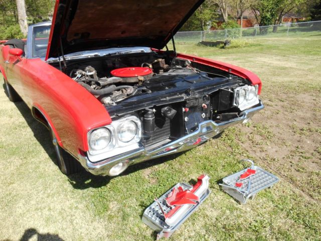 1970 Oldsmobile Cutlass Convertible - photo 12