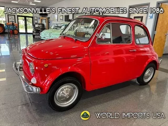 RED 1970 FIAT 500 COUPE - (COLLECTOR SERIES) 1970 FIAT 500 COUPE - (COLLECTOR SERIES)