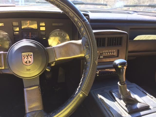 1985 Pontiac Fiero GT Coupe 2-Door - photo 4
