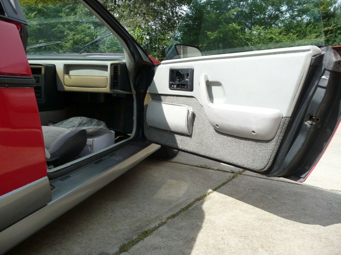 1985 Pontiac Fiero GT - photo 11