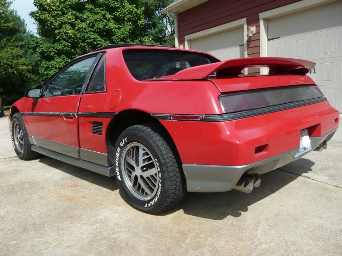 1985 Pontiac Fiero GT - photo 3