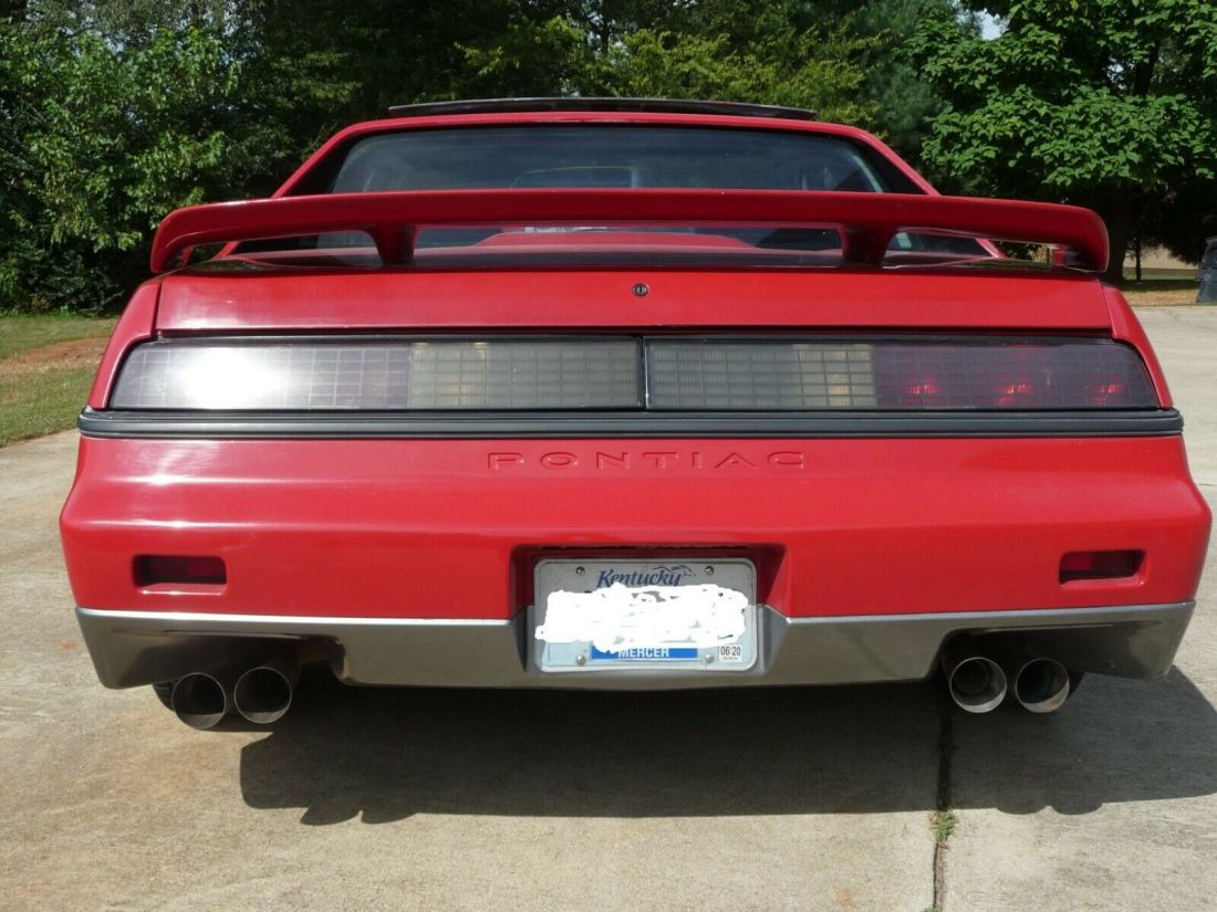 1985 Pontiac Fiero GT - photo 4