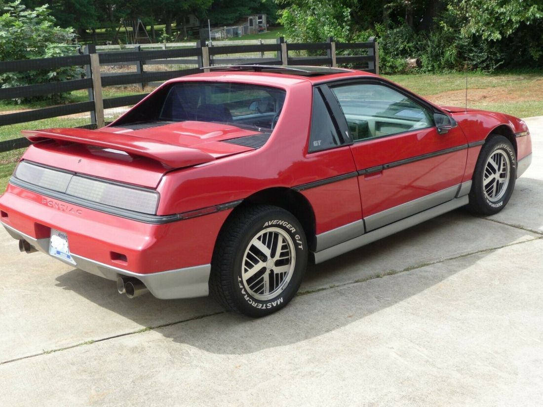 1985 Pontiac Fiero GT - photo 6