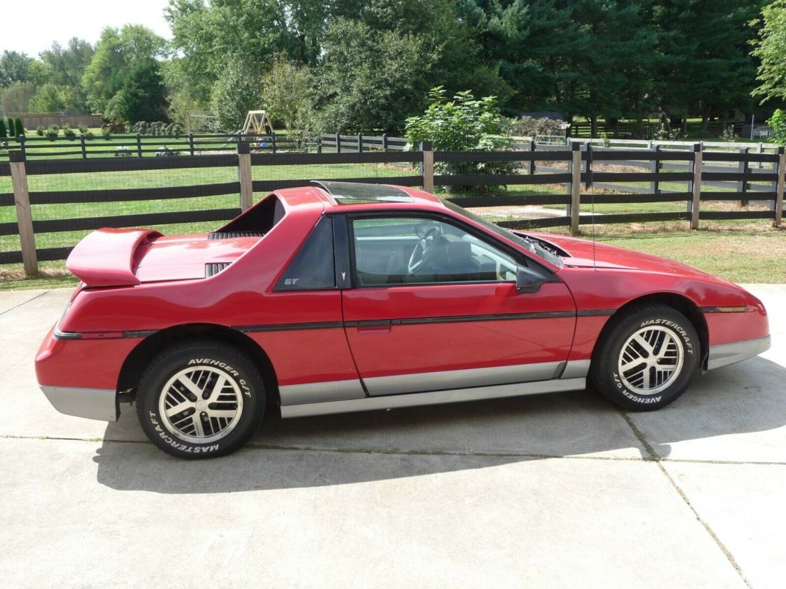 1985 Pontiac Fiero GT - photo 7