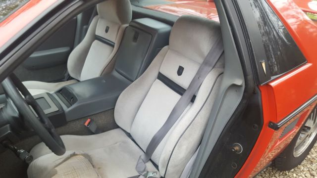 1986 Pontiac Fiero Coupe - photo 5