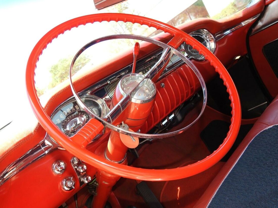 1956 Oldsmobile Ninety-Eight Holiday Coupe - photo 9