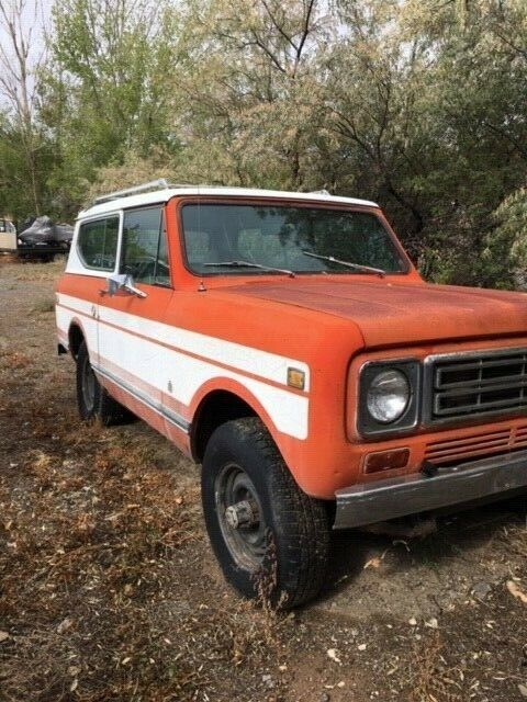 Red and White - Great Project! 1977 International Harvester Scout II