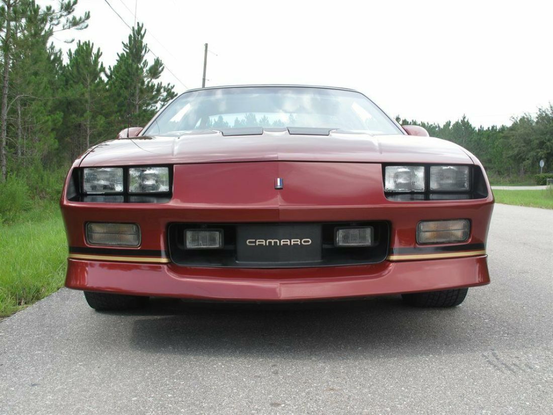 1989 Chevrolet Camaro Iroc Z28 - photo 10