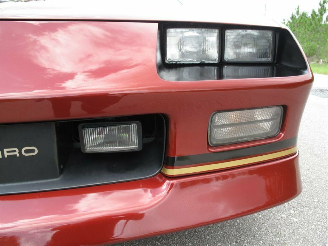 1989 Chevrolet Camaro Iroc Z28 - photo 13
