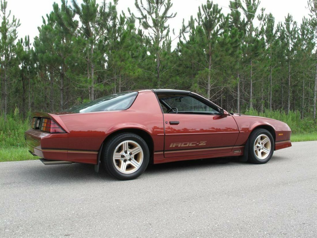 1989 Chevrolet Camaro Iroc Z28 - photo 7