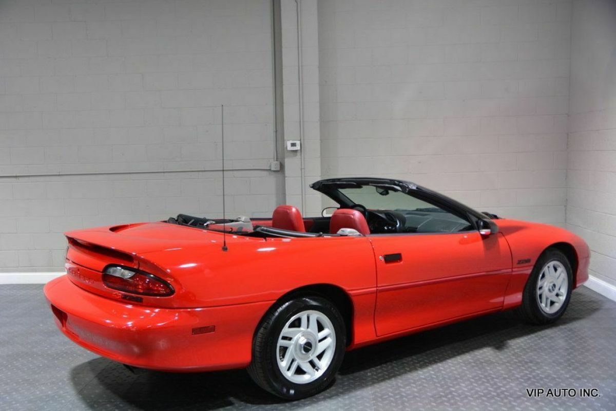 1994 Chevrolet Camaro 2dr Convertible Z28 - photo 8