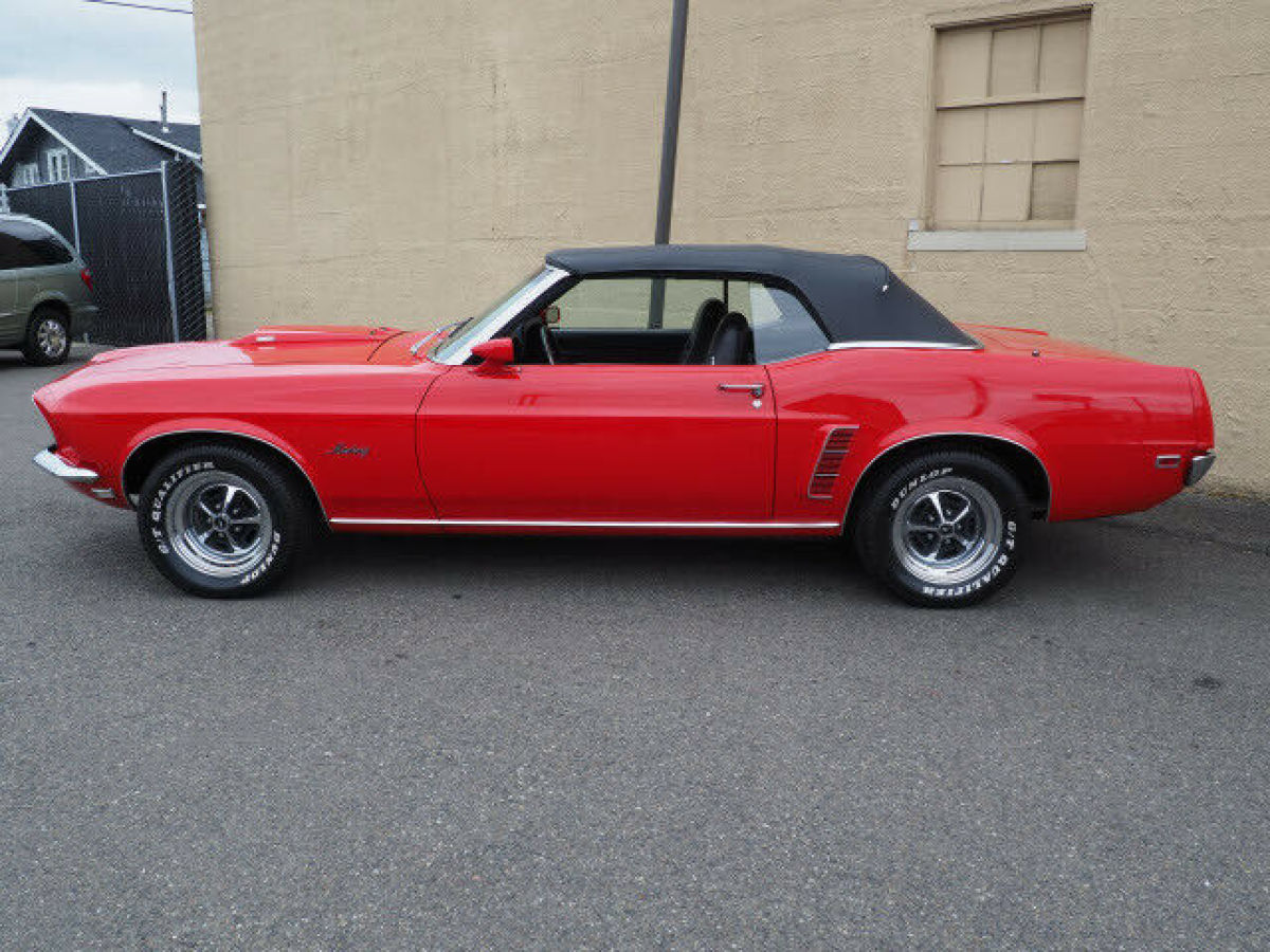 1969 Ford Mustang - photo 2