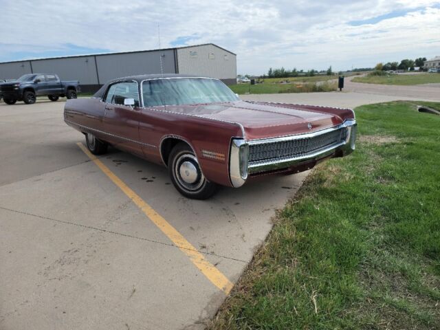 Red LeBaron wirh Black Vinyl Top and Black Interior 1972 Chrysler Imperial