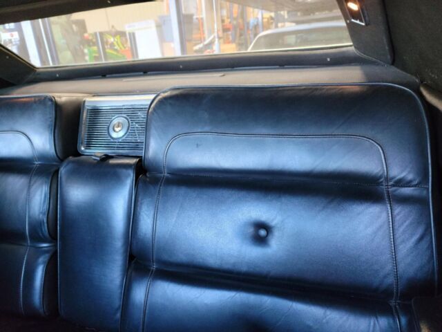 1972 Chrysler Imperial - photo 7
