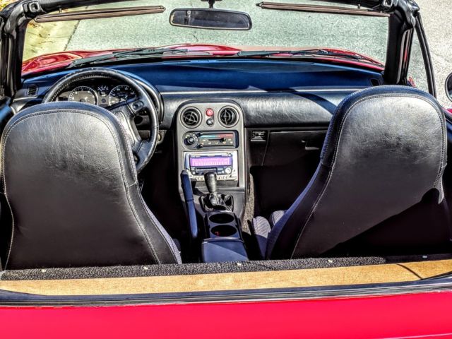 1992 Mazda MX-5 Miata - photo 3