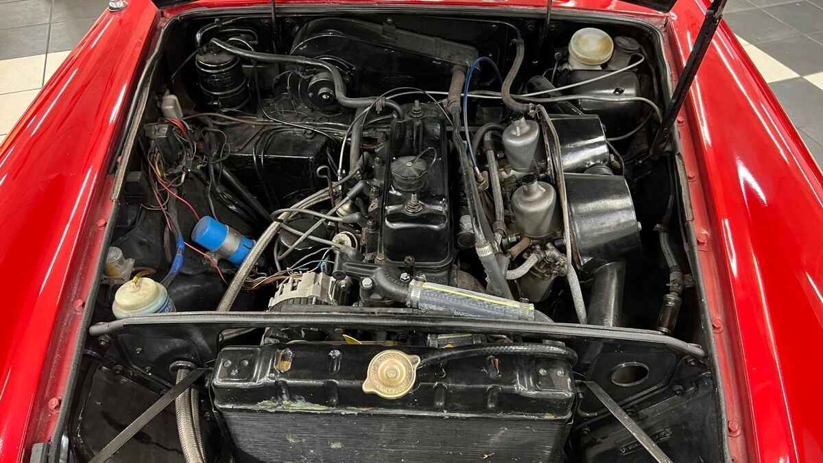 1971 MG MGB - photo 3