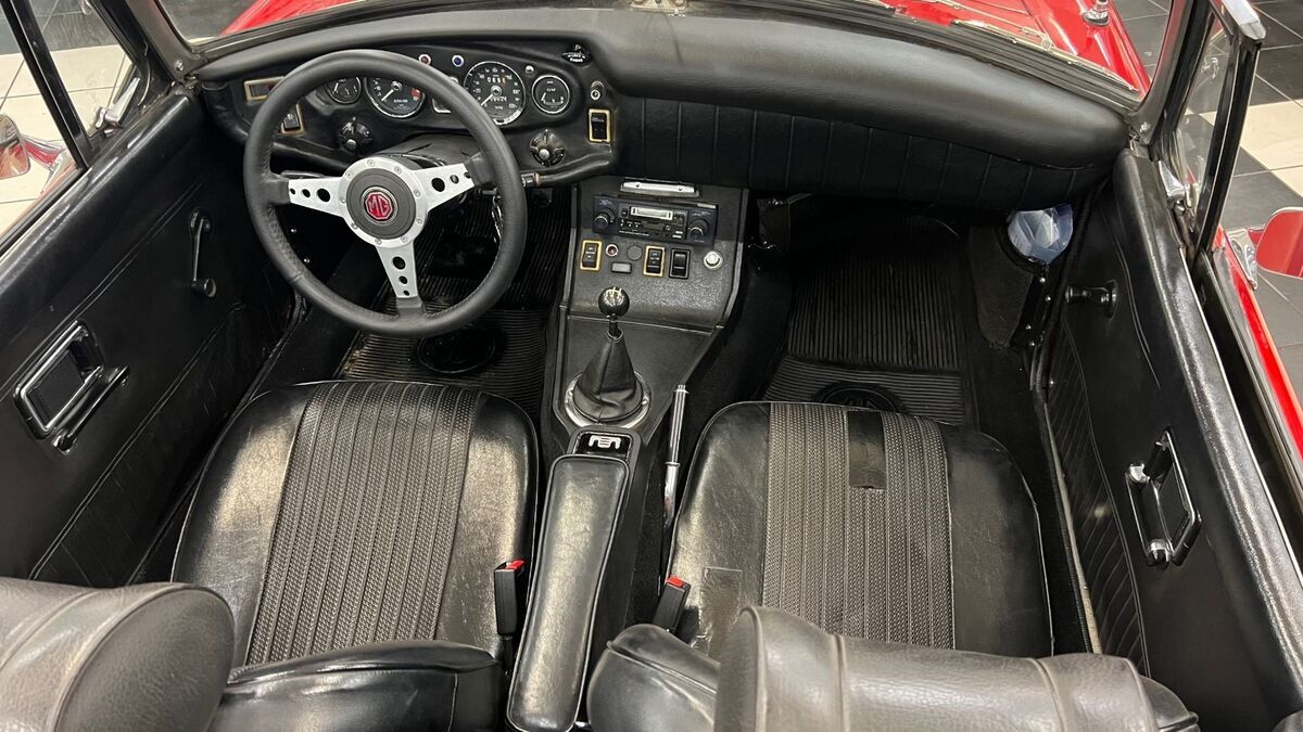 1971 MG MGB - photo 4