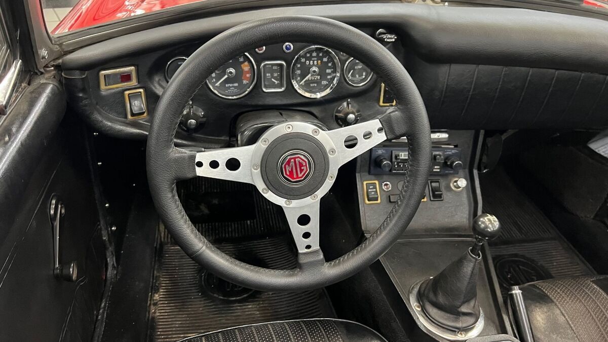 1971 MG MGB - photo 6