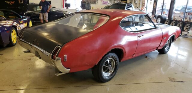 1969 Oldsmobile 442 2 door hard top - photo 10