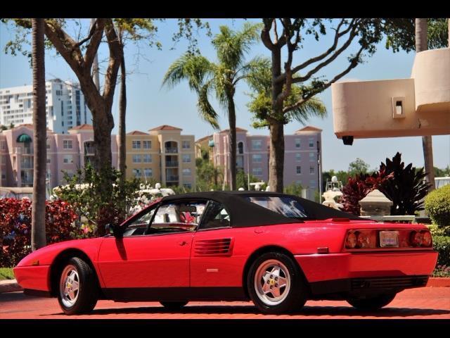 1990 Ferrari Mondial T - photo 3