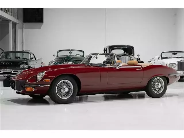 Red over Beige | Please "See full description" for more photos/info 1974 Jaguar E-Type Series III 5.3 Roadster