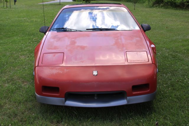 1985 Pontiac Fiero - photo 6