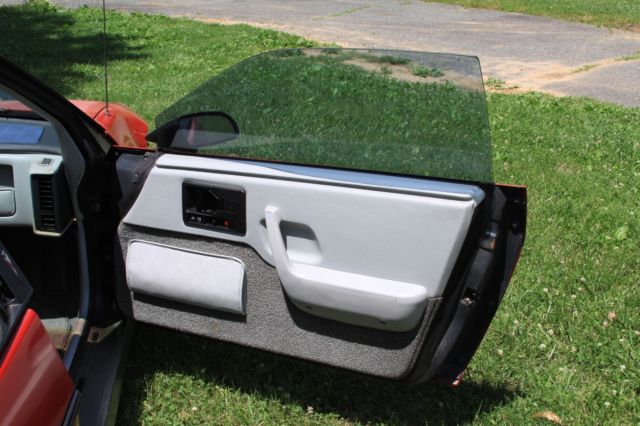 1985 Pontiac Fiero - photo 8