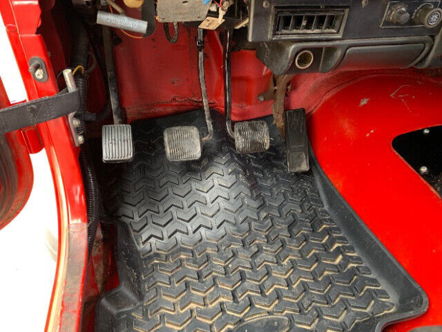 1993 Jeep Wrangler YJ 4WD New Tires Southern 4.0L 5 Speed Manual 101k Miles - photo 8