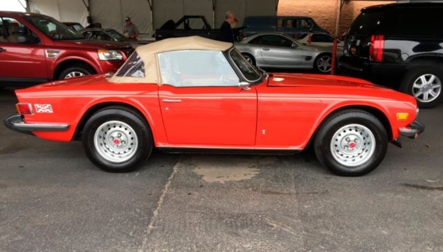 1976 Triumph TR-6 -2.5 L 4-SPEED CONVERTIBLE - SEE VIDEO - photo 2