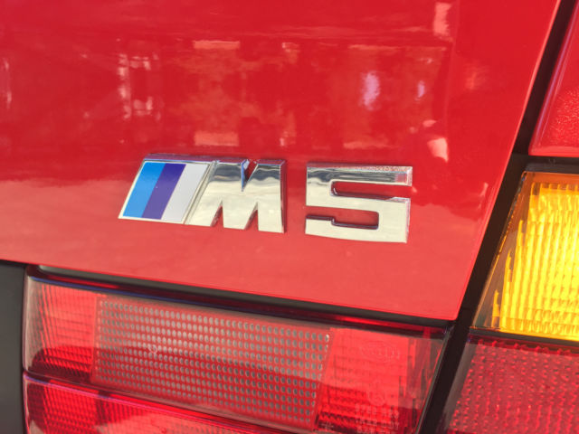 RED/BLACK - FULLY SERVICED - MANUAL 5 SPEED - 2 SETS OF WHEELS - NO ACCIDENTS 1991 BMW M5 M5 MANUAL 5 SPEED