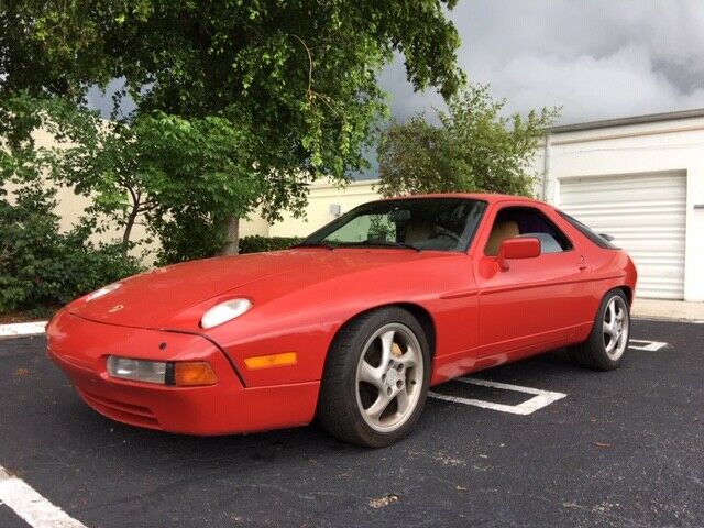 Red/Tan, Turbo Twist wheels, Sunroof, Rear Spoiler, BUY-IT-NOW ONLY $7950 OBO!!! 1988 Porsche 928 S4