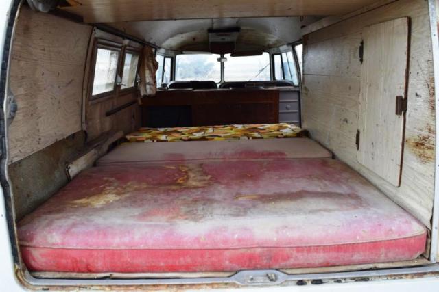1965 Volkswagen Bus/Vanagon Sundial Camper - photo 8