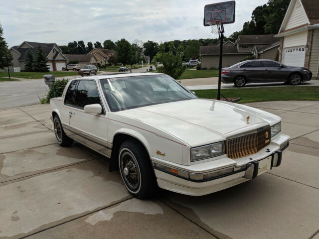**REDUCED** 1990 White Cadillac Eldorado Special Edition w/E&G Classics Mods 1990 Cadillac Eldorado Gold