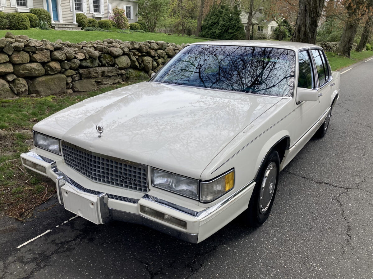 1989 Cadillac DeVille - photo 2