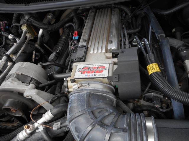 1993 Chevrolet Camaro Z/28 coupe with T-Tops - photo 12