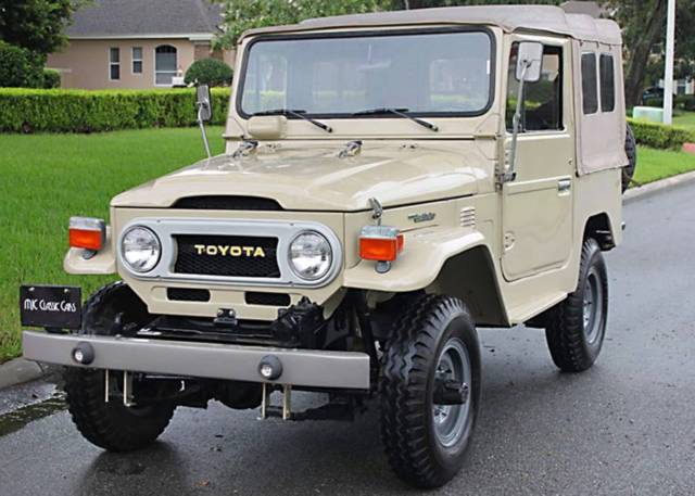 1976 Toyota Land Cruiser FJ40 COLOMBIA IMPORT - 4K MILES