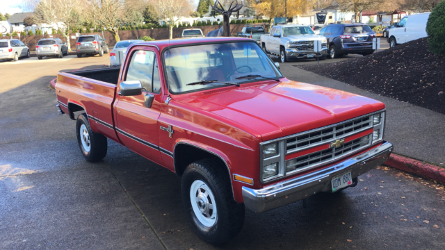 1987 Chevrolet C/K Pickup 2500 Scottsdale K-20 4X4 5.7 Liter Fuel injected - photo 2