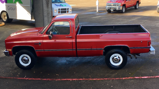 1987 Chevrolet C/K Pickup 2500 Scottsdale K-20 4X4 5.7 Liter Fuel injected - photo 3