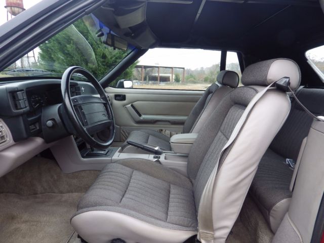 1992 Ford Mustang GT CONVERTIBLE - photo 12