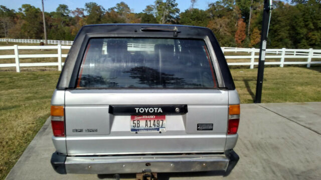 1987 Toyota 4Runner SR5 - photo 5